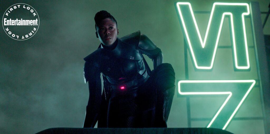 L'Inquisitrice Reva interpretata da Moses Ingram