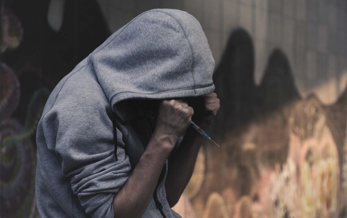 A Santina restava solo il miracolo per un figlio distrutto dalla droga - Foto: agenzia dire