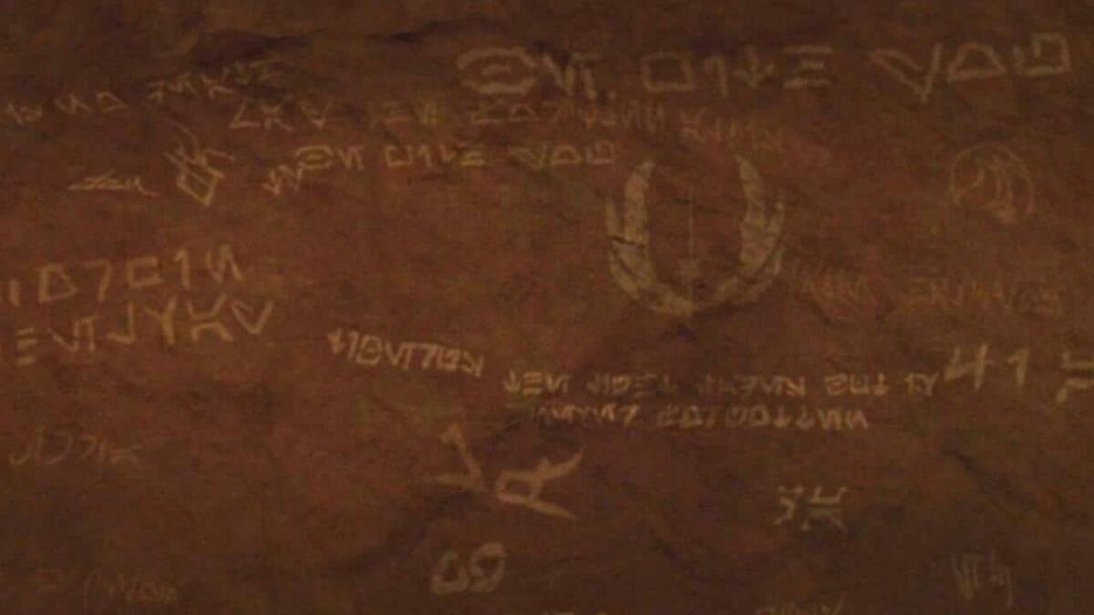 Obi-Wan Kenobi: la traduzione delle iscrizioni nel quinto episodio! - Nuove iscrizioni su Jabiim