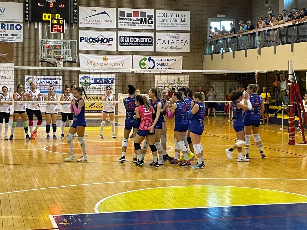 Pallavolo femminile Cerignola in B2, il sogno bellissimo di una notte fucsia