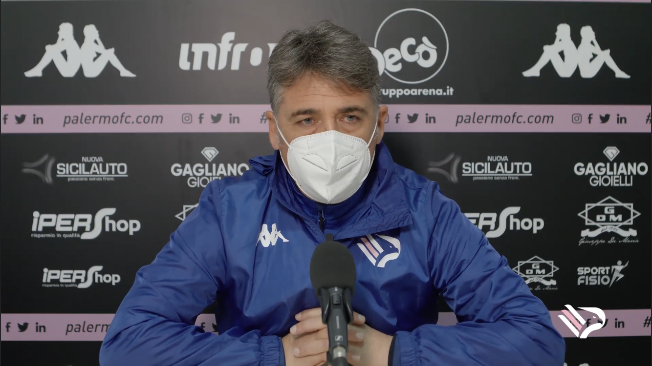 Nella foto il mister del Palermo Boscaglia, crediti: Palermo F.C.