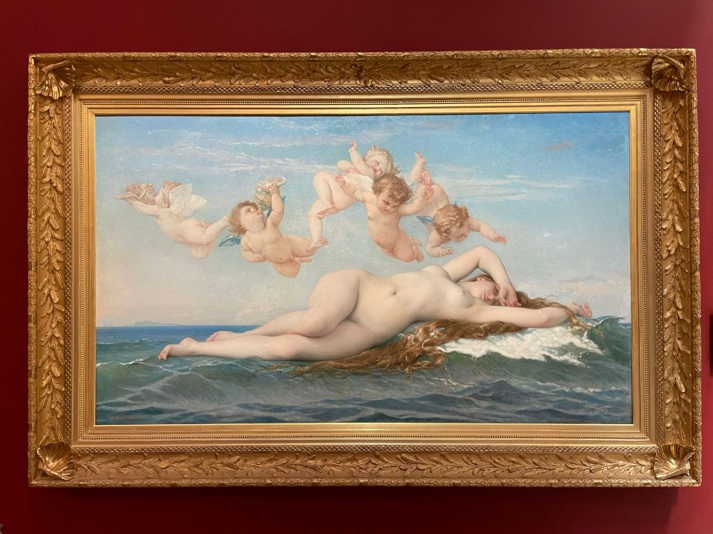 Nei corpi, nei sorrisi e nel burlesque, il bello di Parigi che parla delle donne