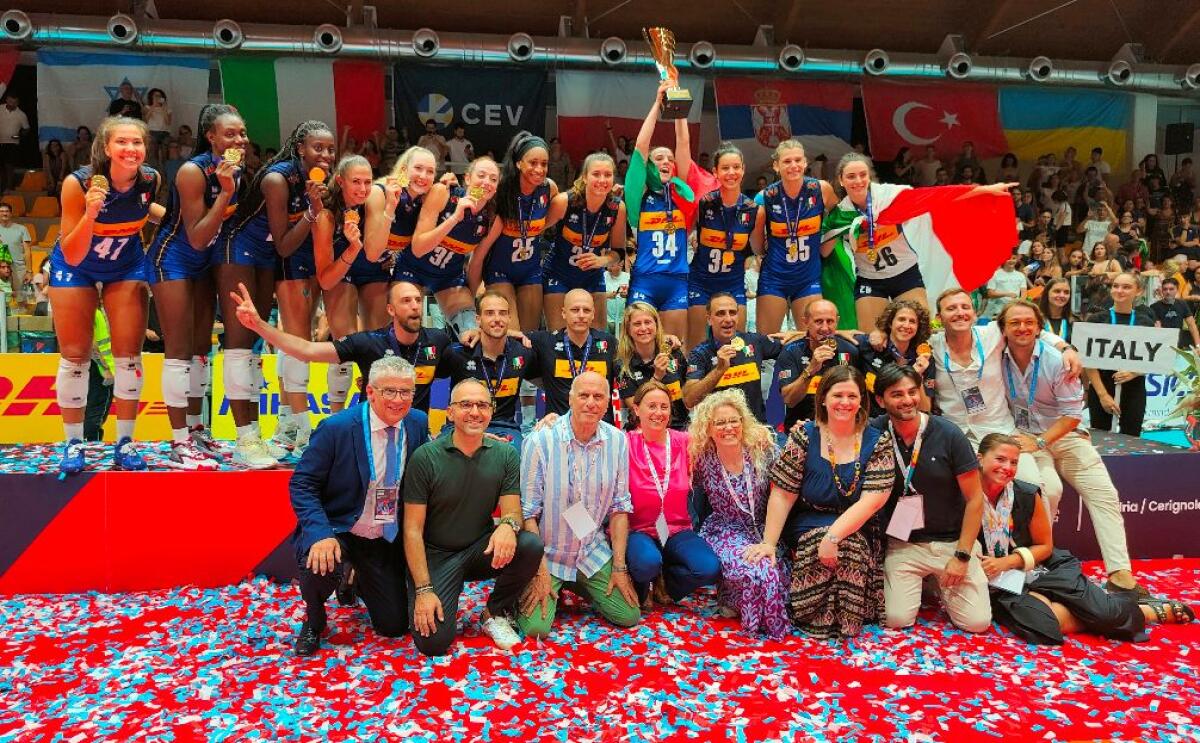 Oltre 5mila persone al PalaTatarella, Bonito: "Cerignola capitale dello sport" - Finale Italia-Serbia al PalaTatarella - 17 luglio 2022