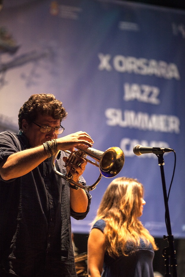 L’Orsara jazz torna a suonare ad agosto e si racconta in un libro