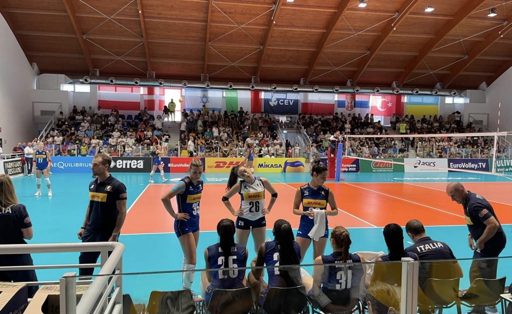 Palatatarella, le azzurrine dominano con l’Austria e vanno in semifinale