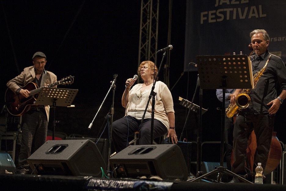 L’Orsara jazz torna a suonare ad agosto e si racconta in un libro