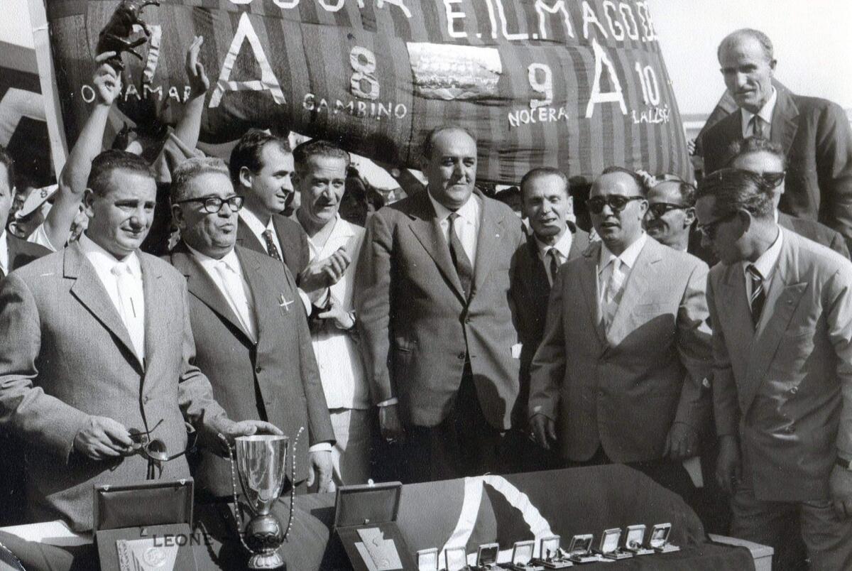 Foggia, Domenico Rosa Rosa avrebbe oggi compiuto cento anni - L’impresa di Rosa Rosa, il Foggia in Serie A, collezione privata famiglia Rosa Rosa