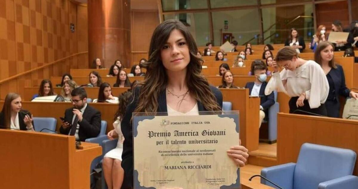 Premio "America Giovani" a Mariana Ricciardi, che si è laureata all'Unifg - 