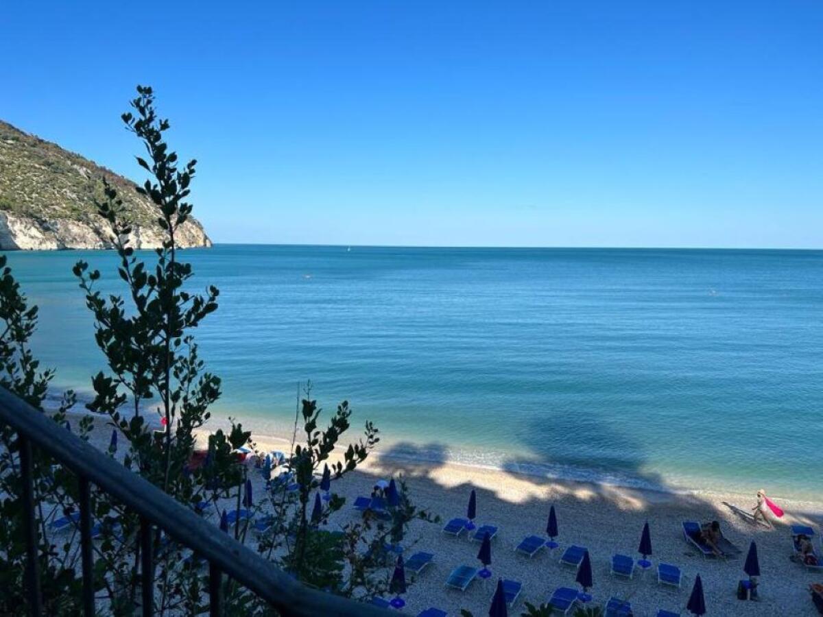 Il mare della Puglia è il più pulito, seguono Sardegna e Toscana - 
