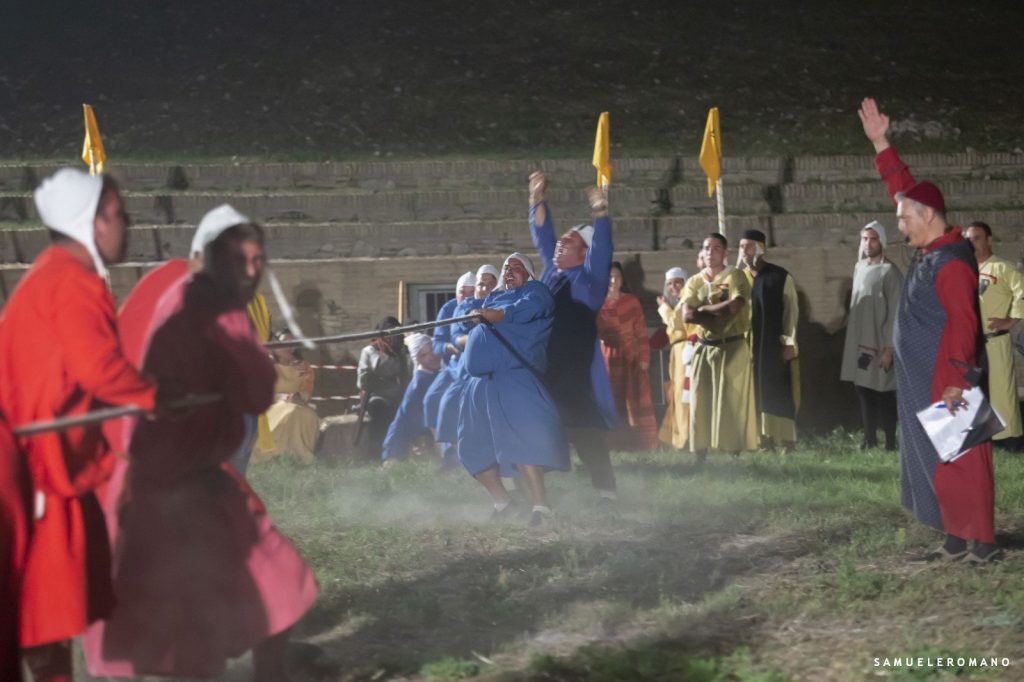 Dame, cavalieri e torneo delle Chiavi nelle piazze di Lucera, rivive il Medioevo