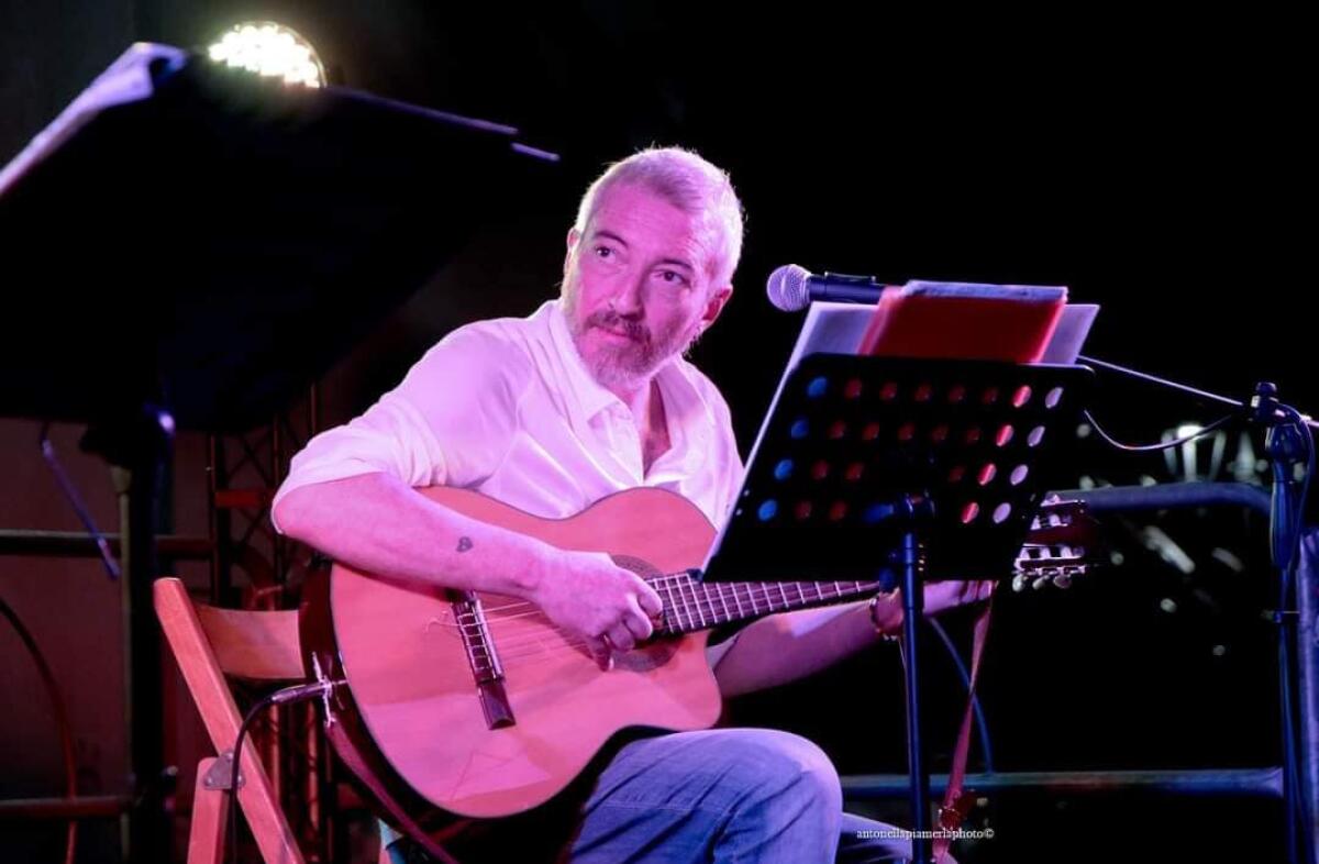 “E mò senza di te, Matteo Marolla, con chi parleremo di musica e di vita?” - Matteo Marolla. foto comune di Apricena