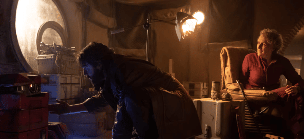 Cassian, Maarva e il droide B2EMO