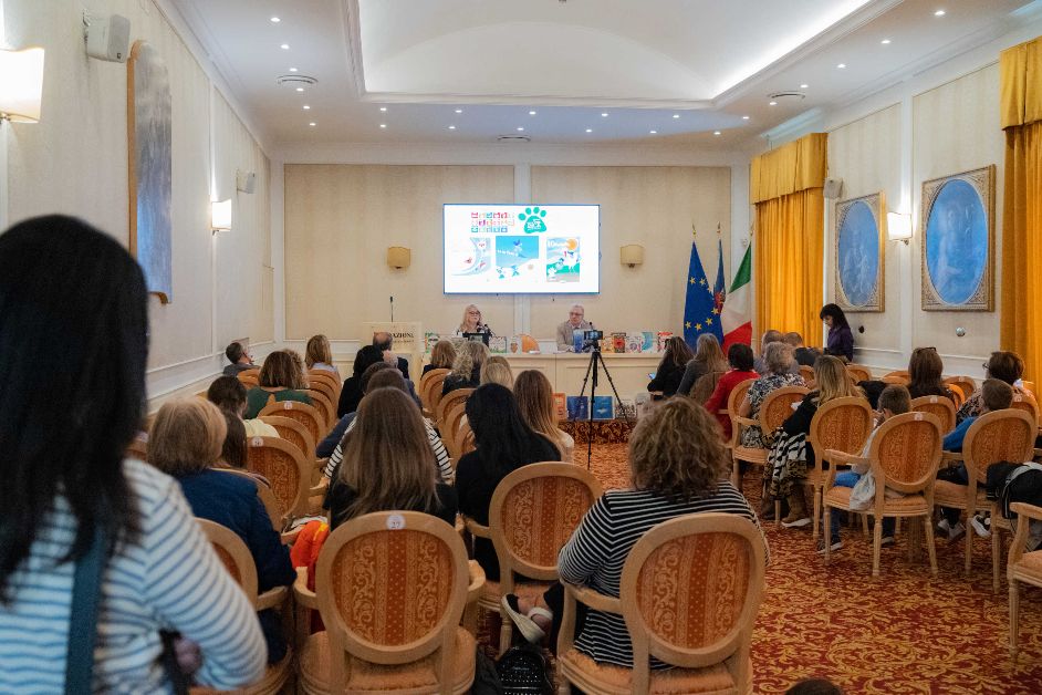 La fiera e la mostra, allestite nella galleria della Fondazione, in via Arpi, saranno visitabili per tutta la durata del festival, dal 16 al 23 ottobre, dalle ore 10 alle 13 e dalle ore 17 alle 20