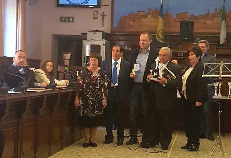 Savino Luce: nella vita con la poesia, chiede una pista ciclabile nei 5 reali siti