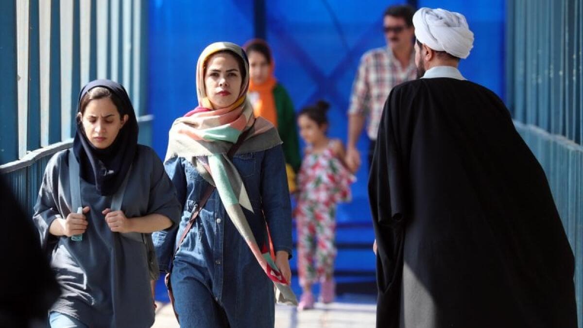 Donne iraniane e guerra del velo fra presente, passato e visione politica - Foto zazoom.it