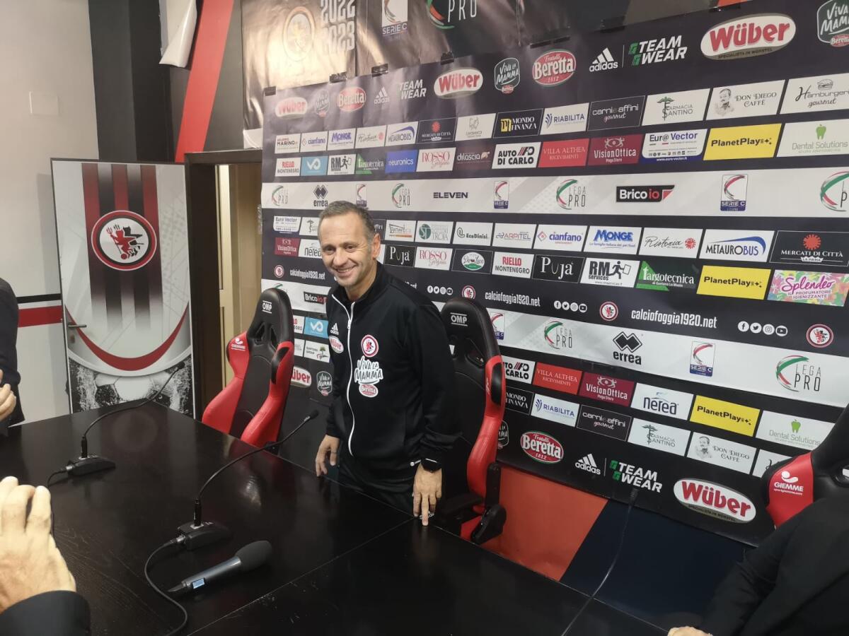 Foggia, Gallo: "I calciatori che ho sono i più forti di tutti". Sul modulo... - Immagine in evidenza: Fabio Gallo - crediti: foto di Mario Mescia/lagoleada.it (RIPRODUZIONE RISERVATA)