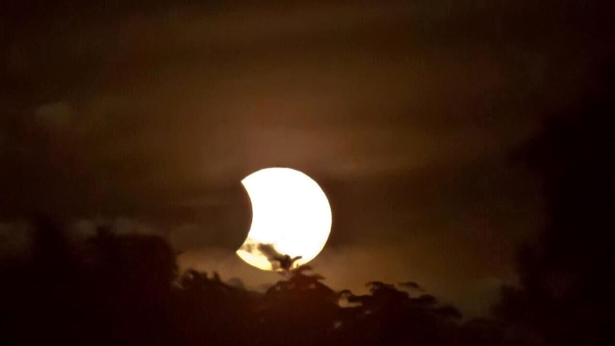 L'eclissi solare del 25 ottobre visibile anche dall'Italia, come osservarla - foto pisa today