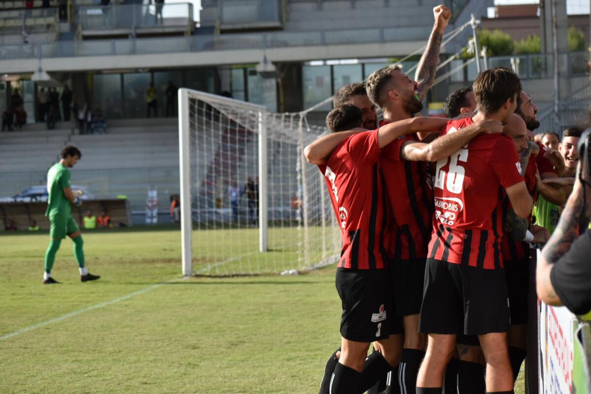 Foggia, nuova settimana di lavoro al via: il programma - Immagine in evidenza: uno scatto di Foggia-Fidelis Andria (Serie C - girone C 2022/2023) - crediti: foto di Luigia Spinelli
