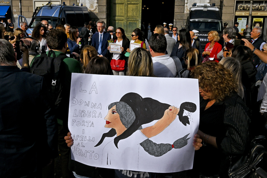 La manifestazione a Napoli- Foto Ansa