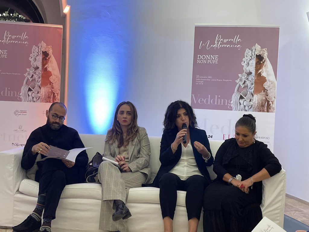 L’esercito di Pupe “sfila” con le spose per le donne e l’emancipazione