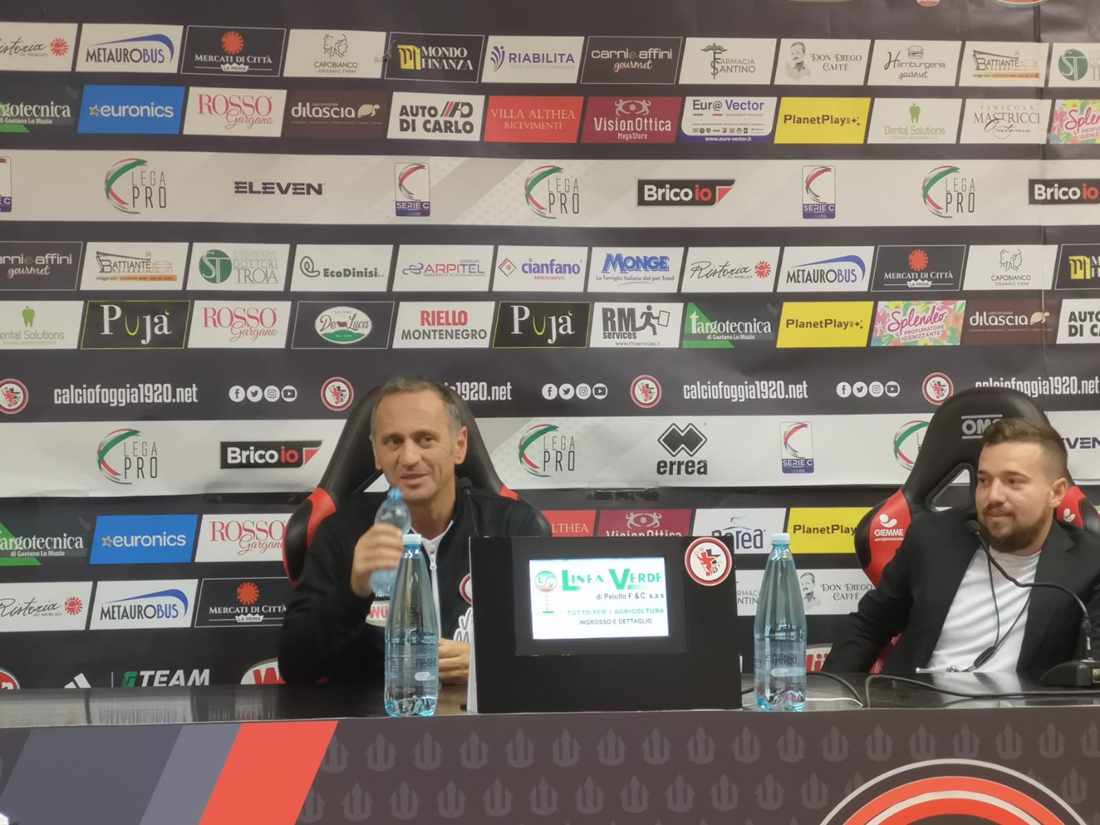 Immagine in evidenza: mister Fabio Gallo in conferenza stampa dopo Foggia-Crotone (Serie C - girone C 2022/2023) - crediti: foto di Mario Mescia/lagoleada.it (RIPRODUZIONE RISERVATA)