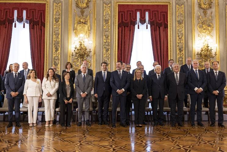 La foto del governo al Quirinale con il presidente Mattarella