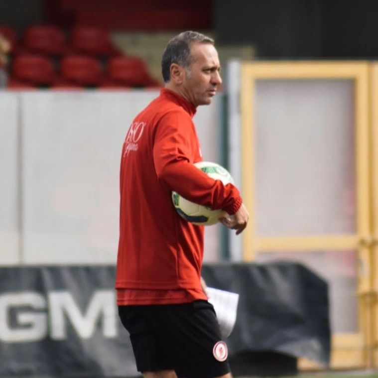 Immagine in evidenza: Fabio Gallo - crediti foto: pagina ufficiale Facebook Calcio Foggia 1920