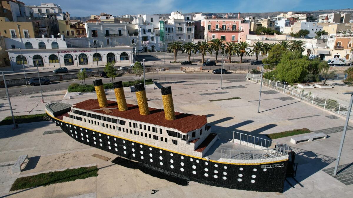 Manfredonia, ora il Titanic guarda verso il golfo e non è male… - default