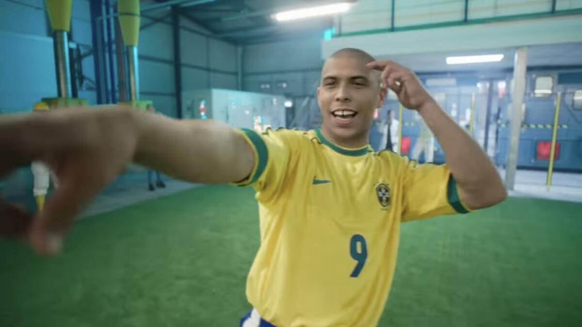 Nike fa rivivere Ronaldo “il fenomeno”, sul web tifosi emozionati - Ronaldo 'Il Fenomeno', crediti: Nike