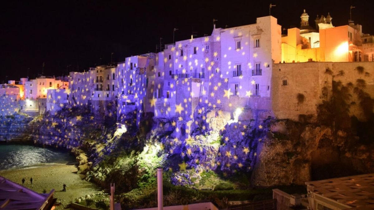"Cera una volta Natale", Polignano lo festeggia a lume di candela - 