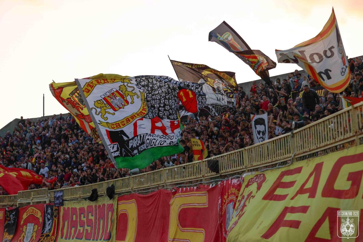 Serie C, Catanzaro-Crotone: pubblico da Serie A! - Catanzaro-Crotone, crediti: pagina Facebook ufficiale U.S Catanzaro
