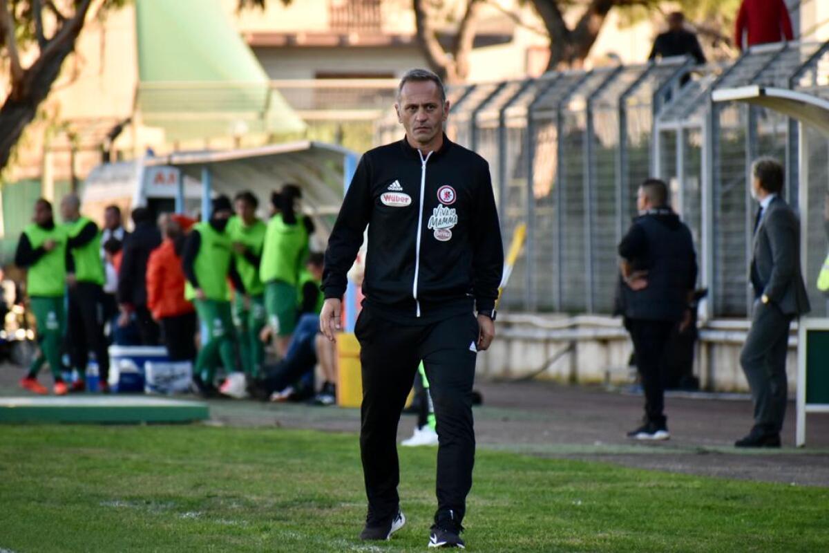 Gallo post-Monopoli: "Sempre più contento del mio Foggia" - Immagine in evidenza: mister Fabio Gallo - crediti: foto di Luigia Spinelli