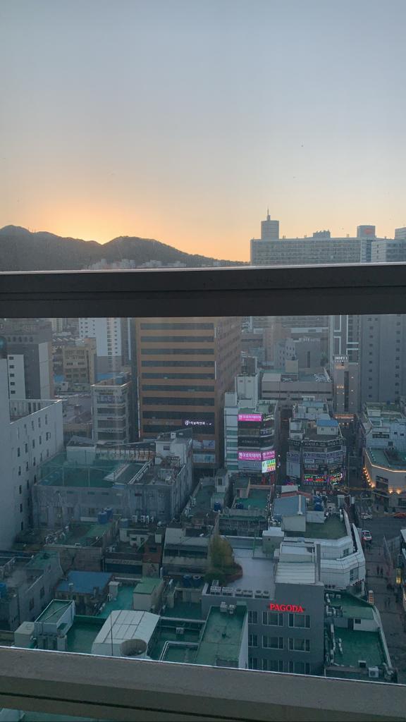 Come in un drama coreano fra grattacieli e paesaggi mozzafiato di Busan