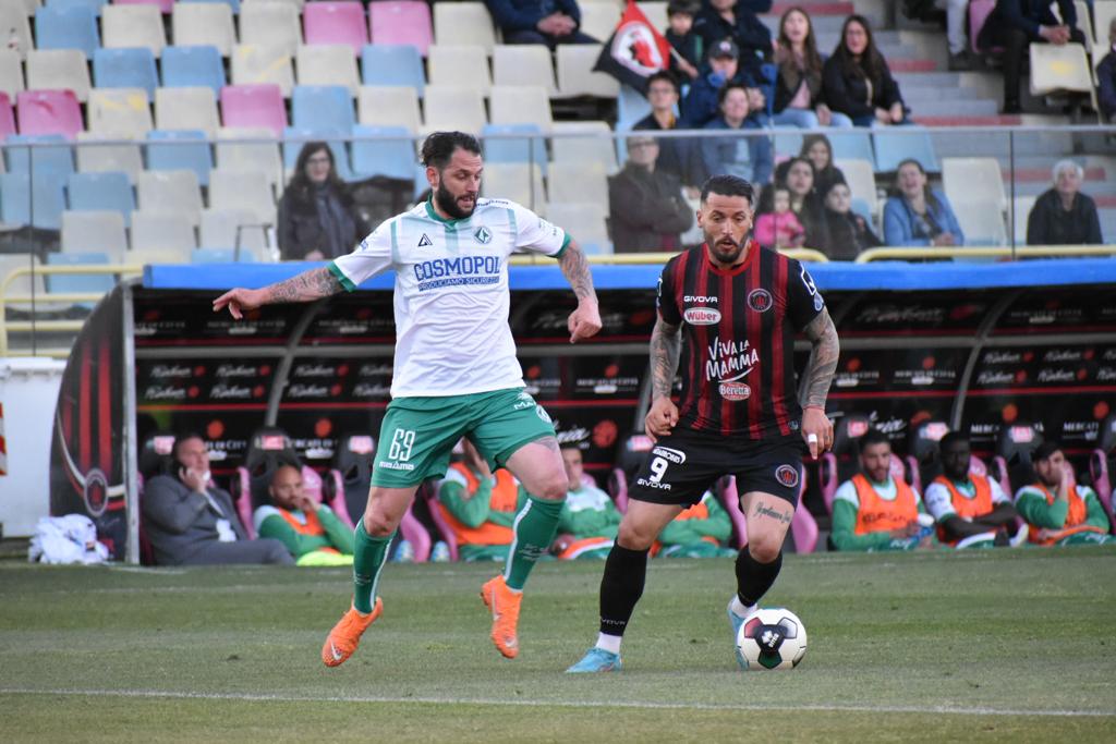 Immagine in evidenza: uno scatto di Foggia 2-0 Avellino (Serie C - girone C, stagione 2021/2022) - crediti: foto di Luigia Spinelli