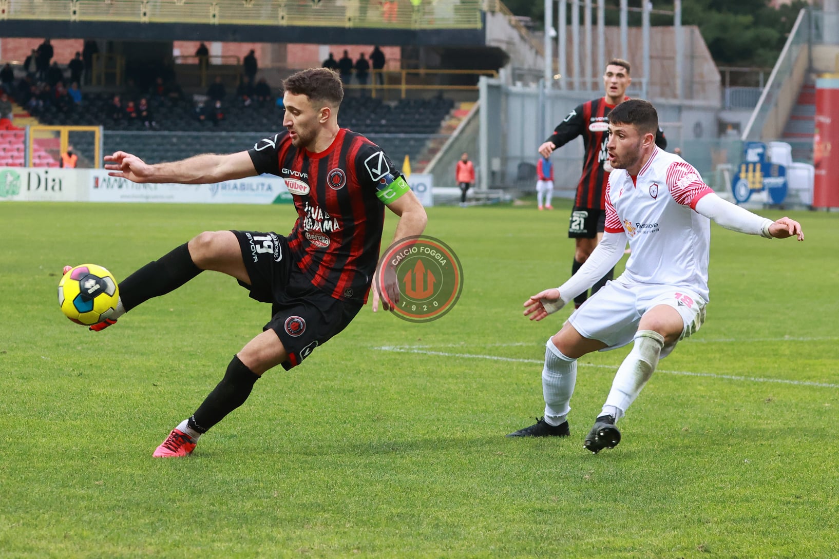 Immagine in evidenza: uno scatto di Foggia-Monterosi 1-1 (Serie C - girone C 21/22) - crediti foto: Federico Antonellis/Calcio Foggia 1920
