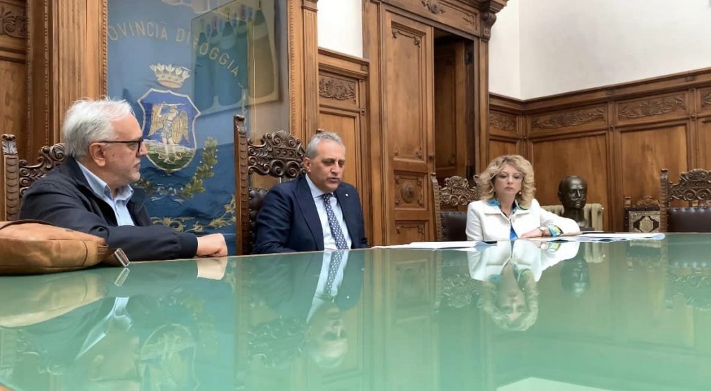 Pnrr, firma del protocollo tra Provincia di Foggia e i sindacati