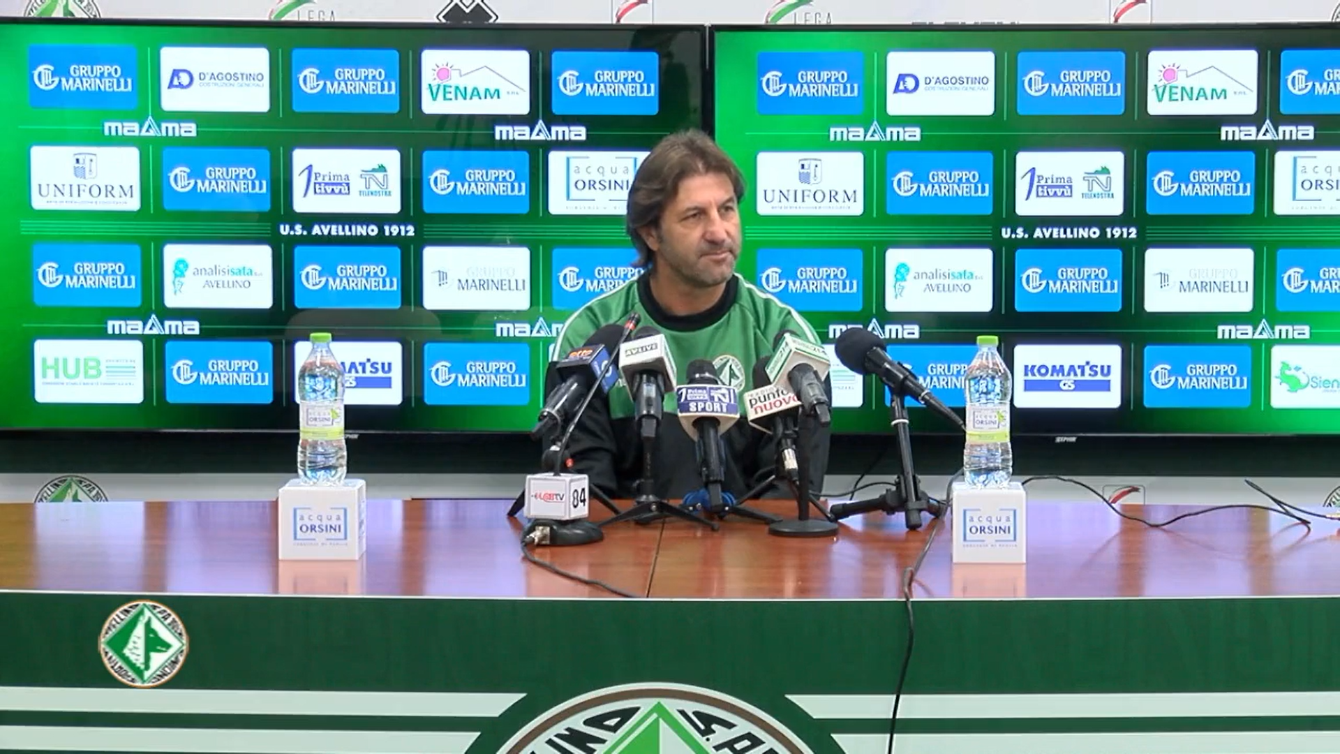 Immagine in evidenza: Massimo Rastelli - crediti foto: screenshot dalla diretta della conferenza stampa pre Foggia-Avellino, trasmessa sulla pagina ufficiale Facebook degli irpini