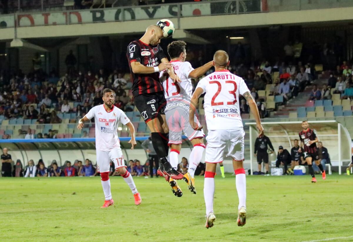 Turris, i convocati per la sfida al Foggia: assenze importanti - Immagine in evidenza: uno scatto di Foggia-Turris 0-2 (Serie C - girone C 21/22) - crediti: foto di Federico Antonellis/Calcio Foggia 1920