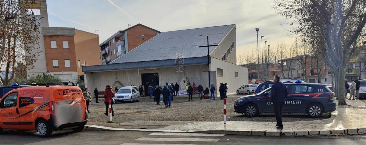 Apricena senza luci di Natale alla vigilia in memoria di Giovanna Frino - 
