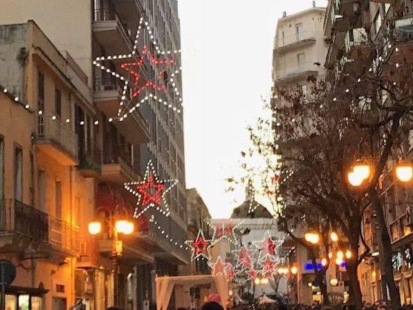 “Mò vene Natale”, storie foggiane di presepi, santi e zampognari