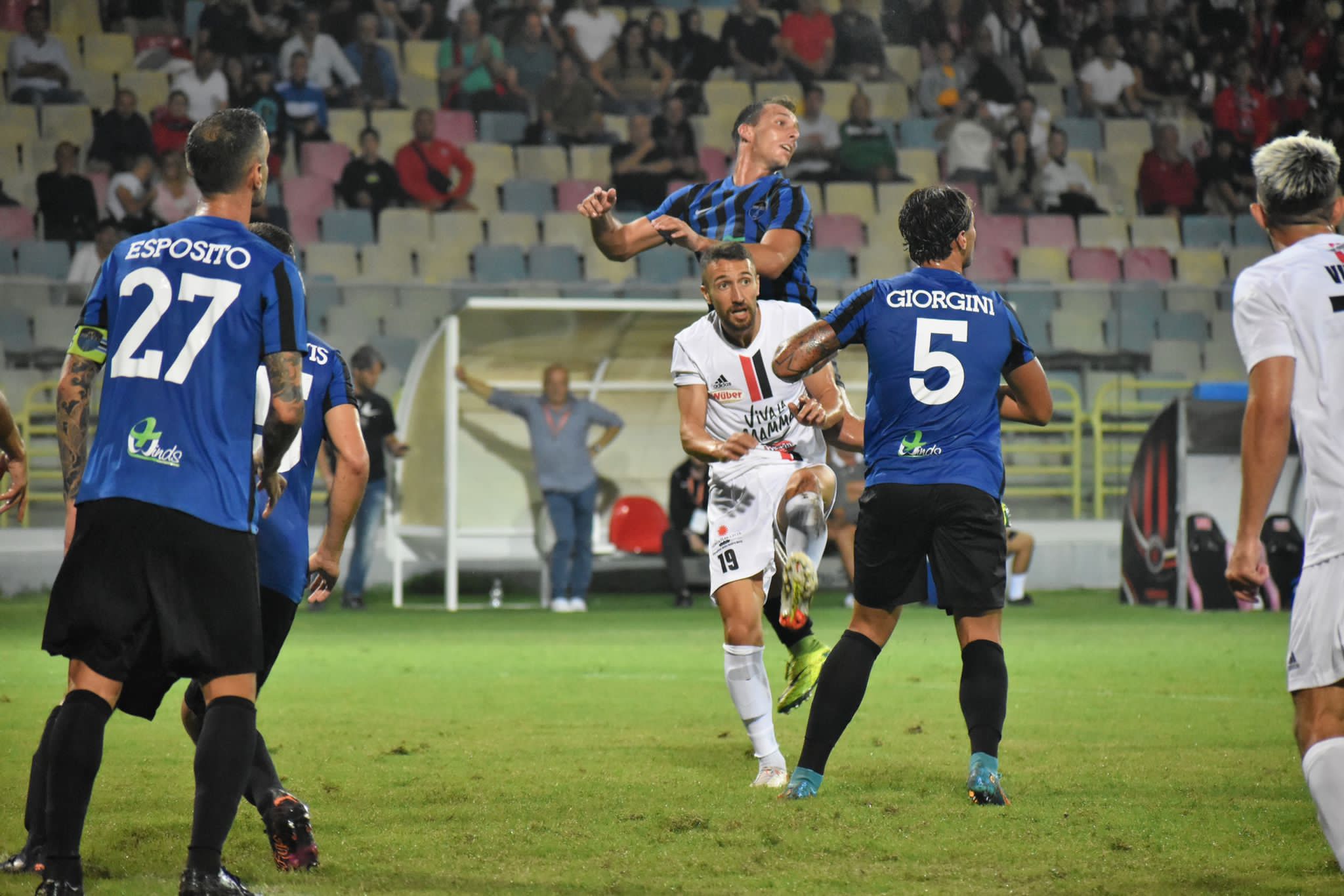Immagine in evidenza: uno scatto di Foggia-Latina 1-3 (prima giornata Serie C - girone C 2022/2023) - crediti: foto di Luigia Spinelli