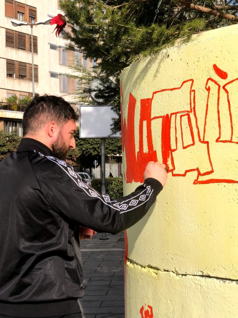 L’Accademia di Belle Arti di Foggia decora la base degli alberi di Natale