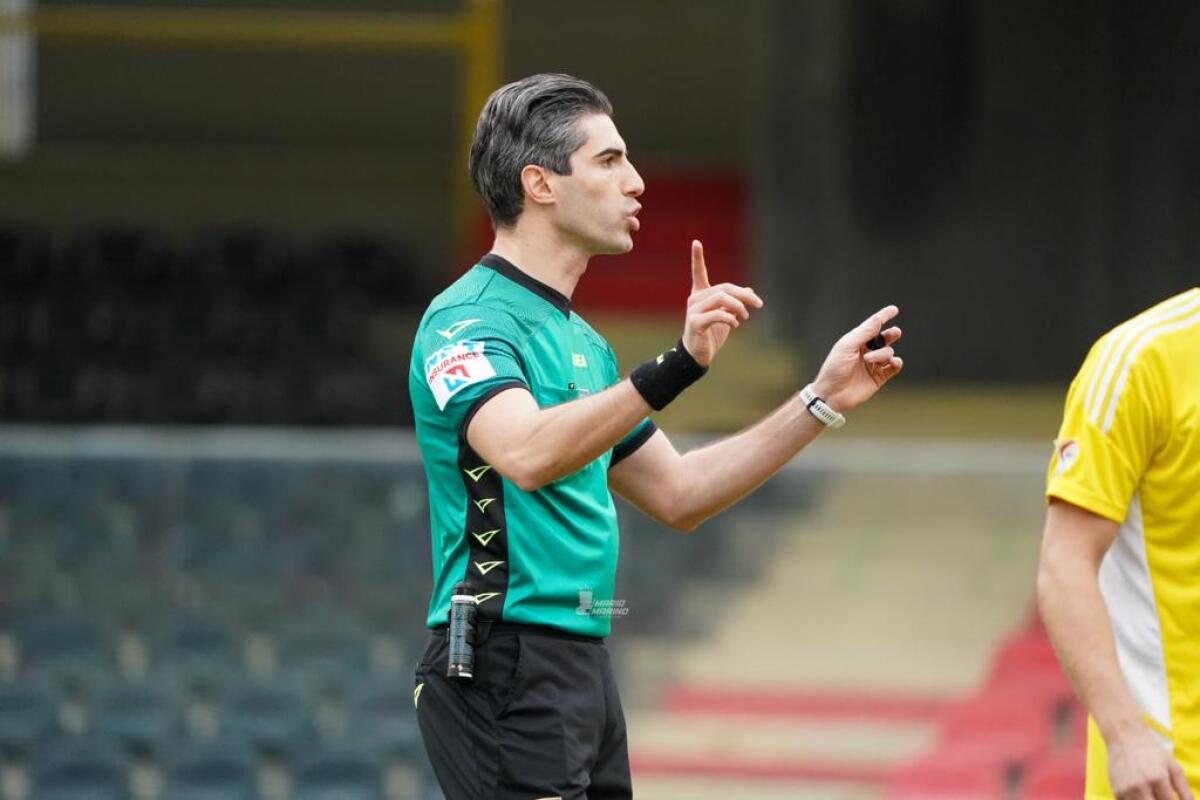 Chi sarà l'arbitro di Pescara-Foggia? - Immagine in evidenza: arbitro Serie C - crediti: foto di Mario Marino (RIPRODUZIONE VIETATA)
