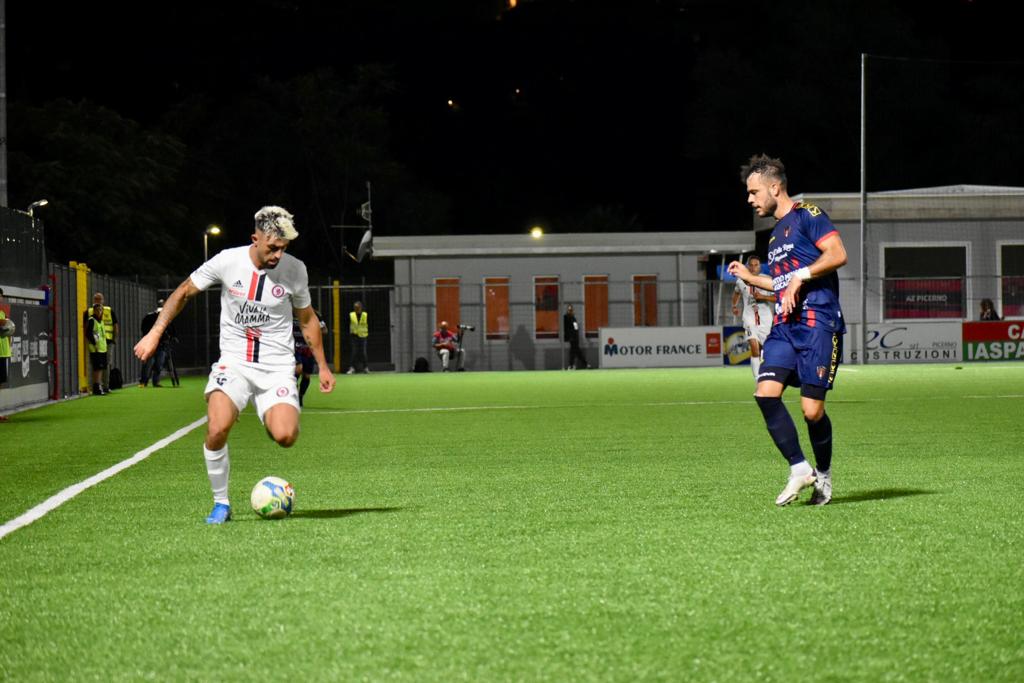 Immagine in evidenza: uno scatto di Picerno-Foggia 3-0 (Serie C - girone C 2022/2023) - crediti: foto di Luigia Spinelli
