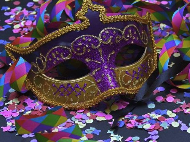 maschera di carnevale immagini