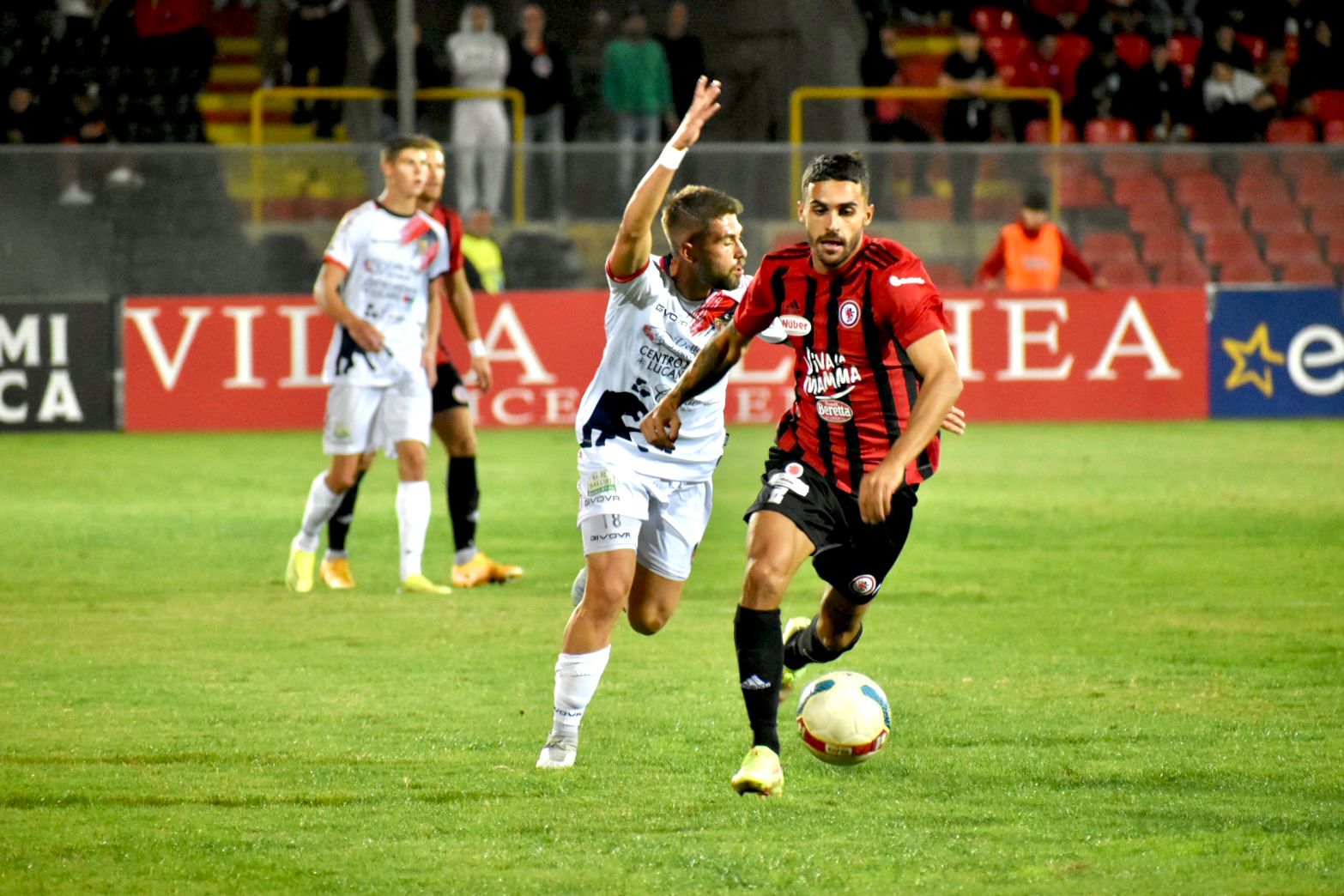 Immagine in evidenza: uno scatto di Foggia-Picerno (Coppa Italia Serie C 2022/23) - crediti: foto di Luigia Spinelli