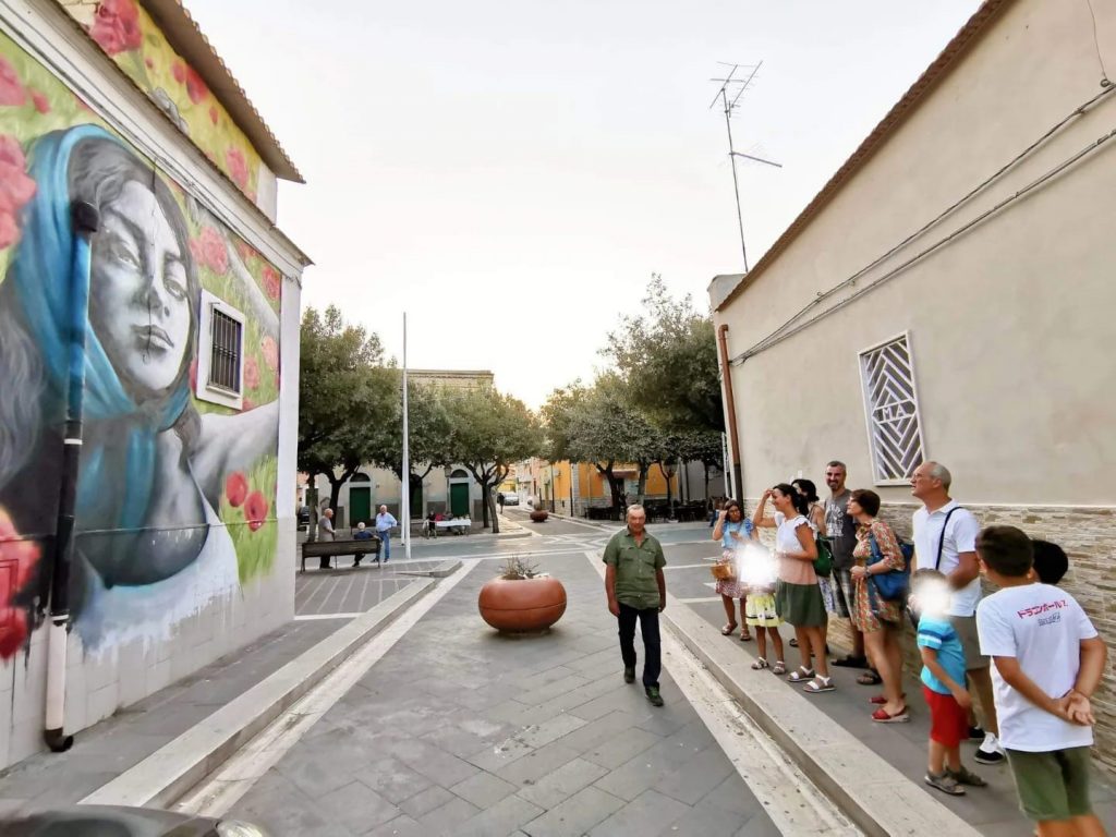 Stornara capitale di street art in Puglia, ora c'è "Stramurales di gusto"