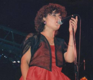 Tina Ferrante, canto e dialetto ortese: oltre i confini della Puglia and back