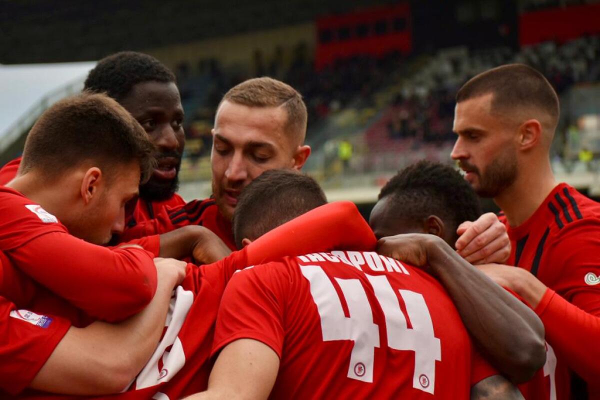 Pareggio del Pescara, Foggia più vicino al terzo posto? - Immagine in evidenza: uno scatto di Foggia-Juve Stabia (Serie C - girone C 22/23) - crediti: foto di Luigia Spinelli (RIPRODUZIONE RISERVATA)