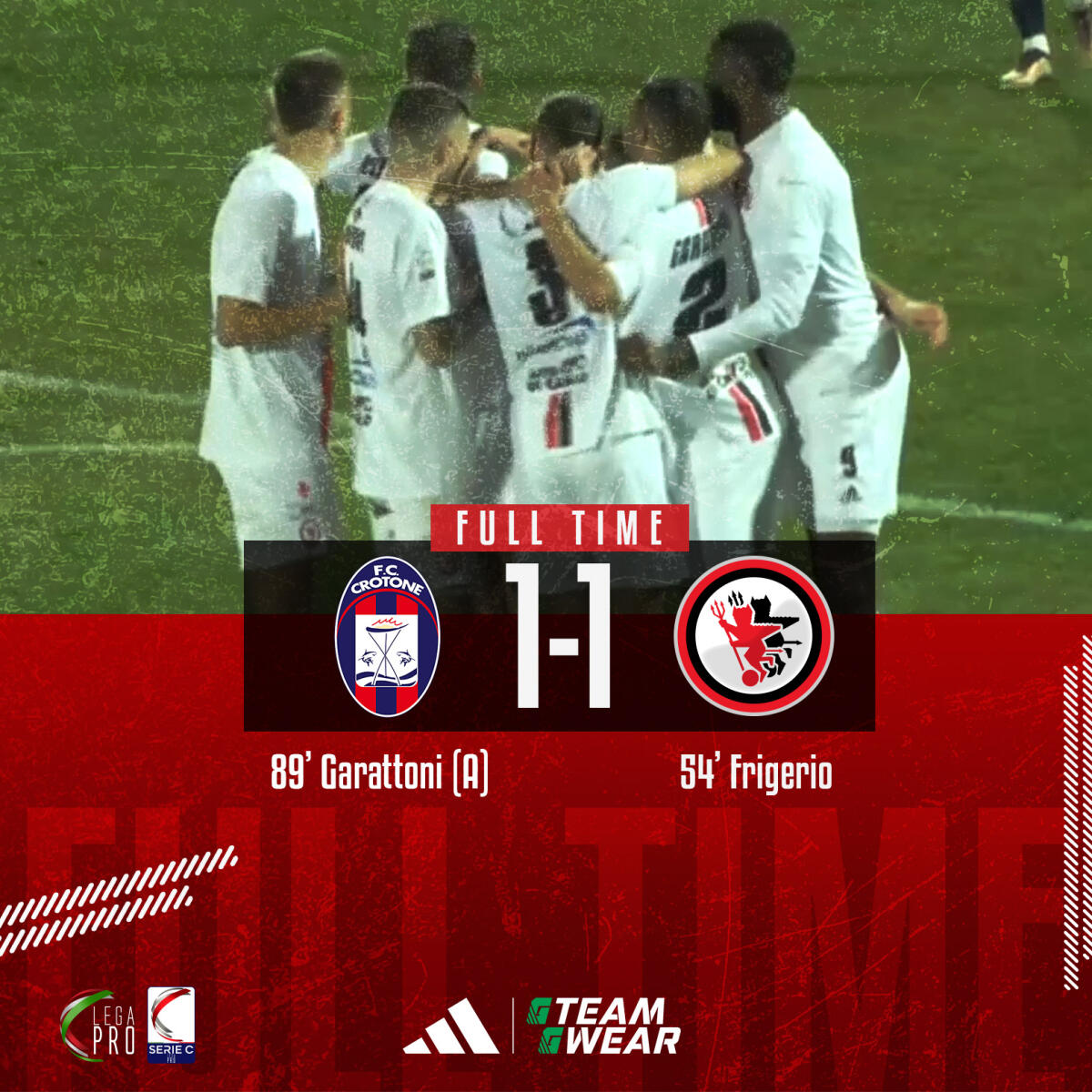Squali e Satanelli non si fanno male: è tutto pari allo Scida - Immagine in evidenza: Crotone-Foggia 1-1 - crediti foto: pagina ufficiale Facebook Calcio Foggia 1920